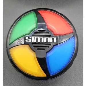Hasbro E93835L0‎ Simon Handheld Electronic Game